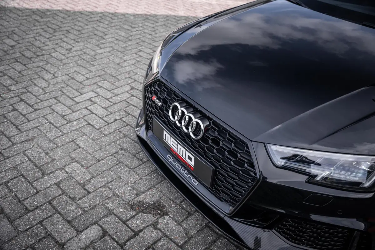2.9 TFSI RS 4 Quattro*KERAMISCH*CARBON*600PK*
