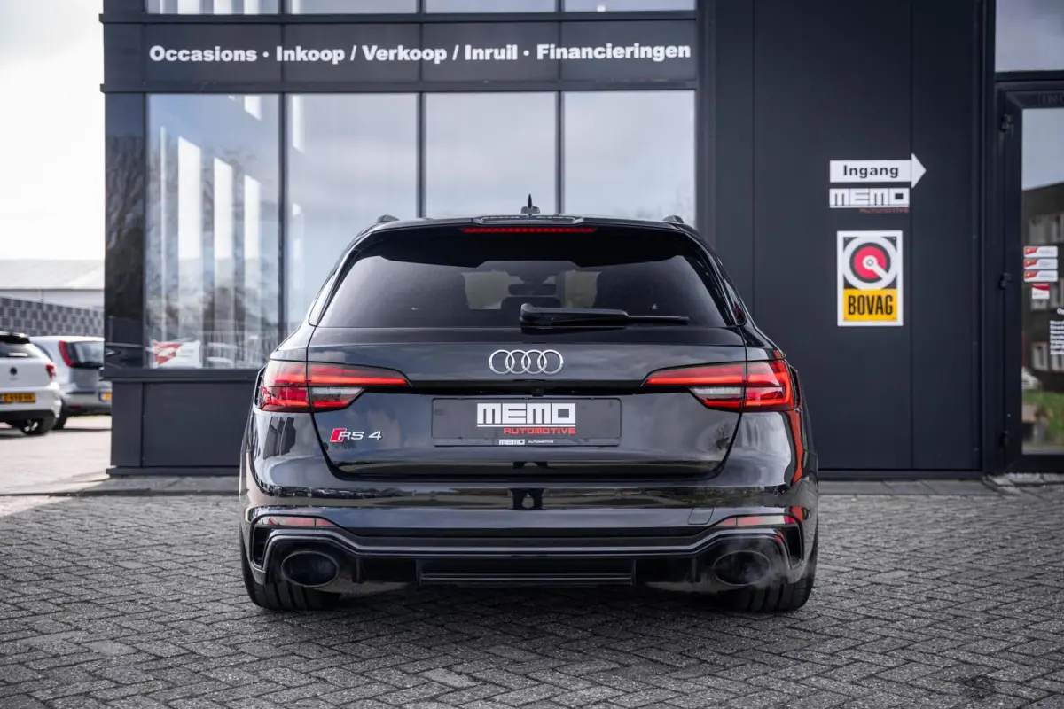 2.9 TFSI RS 4 Quattro*KERAMISCH*CARBON*600PK*