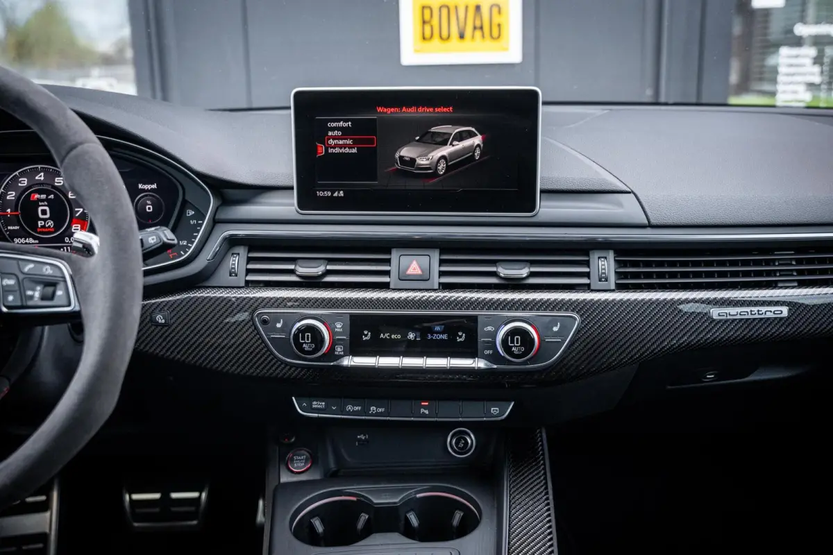 2.9 TFSI RS 4 Quattro*KERAMISCH*CARBON*600PK*