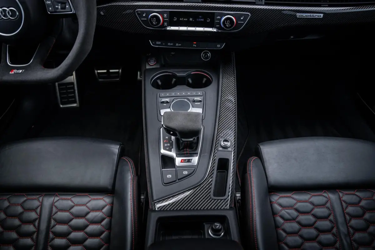 2.9 TFSI RS 4 Quattro*KERAMISCH*CARBON*600PK*