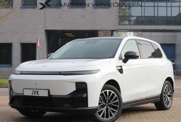 Design ProMax 67.1 kWh / 360 Camera / Stuur en Stoelverwarming / Panoramadak