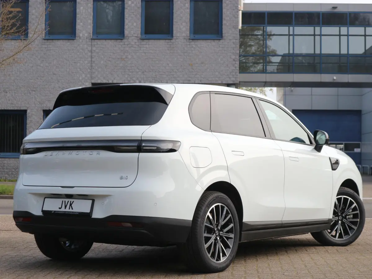 Design ProMax 67.1 kWh / 360 Camera / Stuur en Stoelverwarming / Panoramadak