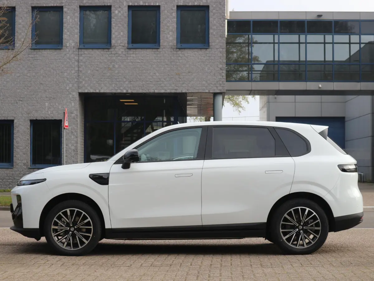 Design ProMax 67.1 kWh / 360 Camera / Stuur en Stoelverwarming / Panoramadak