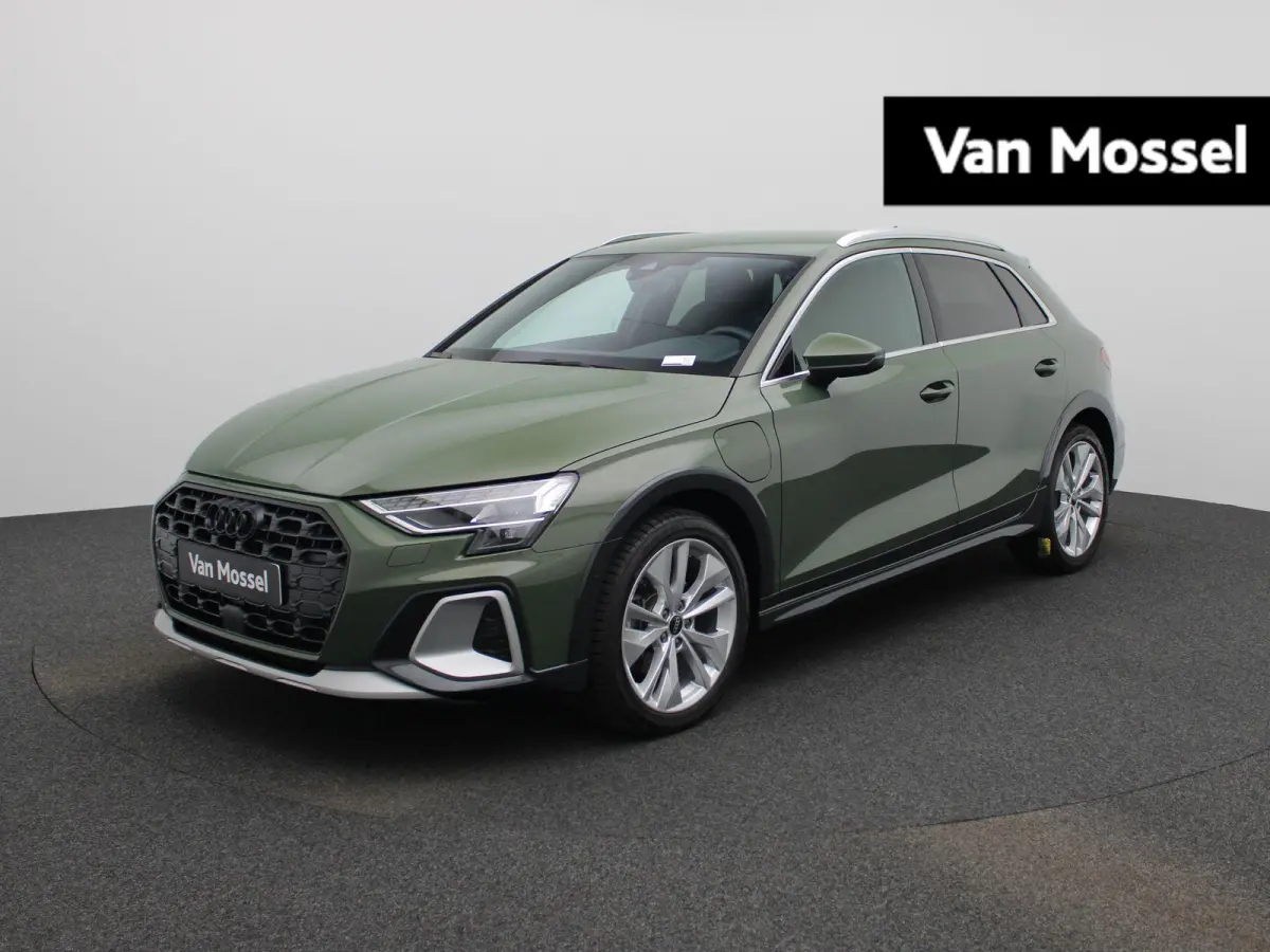 40 TFSI e Advanced edition l Adaptive cruise control l Climate control l Navigatie l Achteruitrijcamera l Dodehoekdetectie l Stoelverwarming l Apple Carplay / Android Auto l Ledkoplampen l L