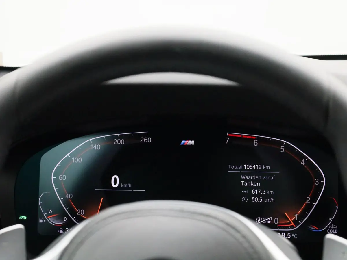 520i High Executive Edition | Automaat | M-Pakket | Apple Carplay / Android Auto | Panoramadak | Achteruitrijcamera | Parkeersensoren | Head-up Display |