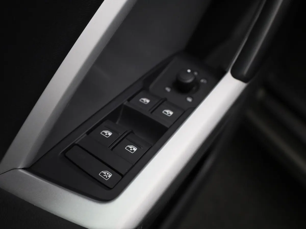35 TFSI S tronic Advanced Edition 150 PK | Automaat | Leder interieur | Navigatie | Camera | Stoelverwarming | Cruise Control | Lichtmetalen velgen | LED |