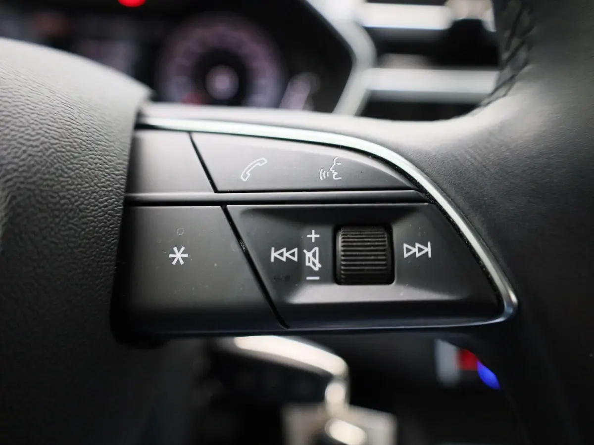 35 TFSI S tronic Advanced Edition 150 PK | Automaat | Leder interieur | Navigatie | Camera | Stoelverwarming | Cruise Control | Lichtmetalen velgen | LED |