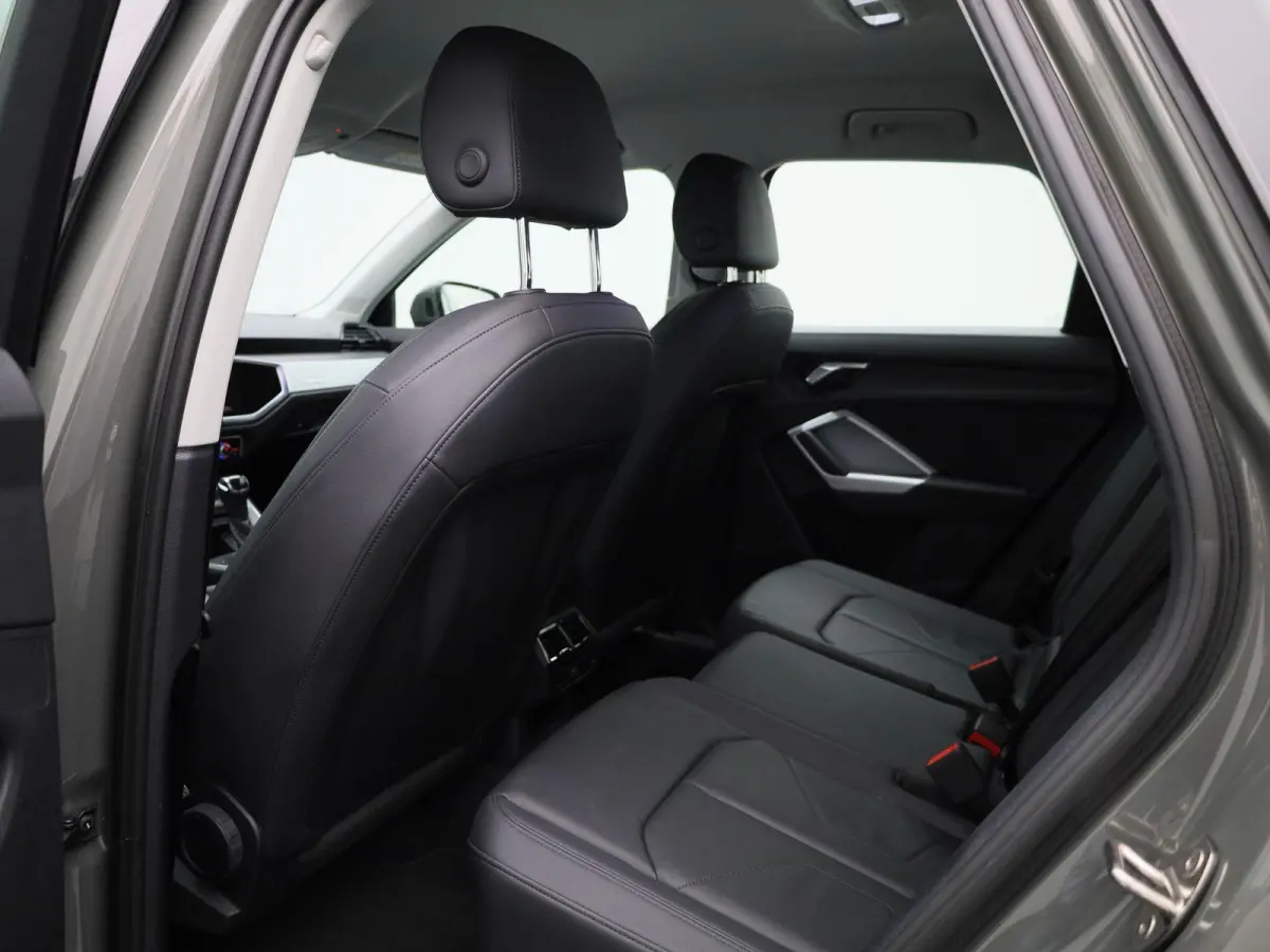 35 TFSI S tronic Advanced Edition 150 PK | Automaat | Leder interieur | Navigatie | Camera | Stoelverwarming | Cruise Control | Lichtmetalen velgen | LED |