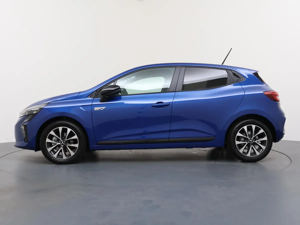 1.6 HEV Intense €4.000 Korting! | Camera achter | Cruise Control | Elektrische spiegels | Parkeersensoren voor en achter | Apple Carplay\ Android Auto