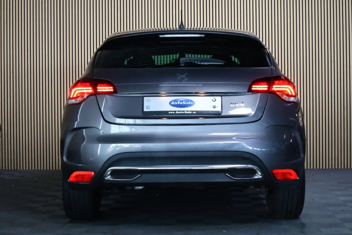1.2 PureTech Business AVM NAVI SLECHTS 27000KM CRUISE CLIMA PDC '16