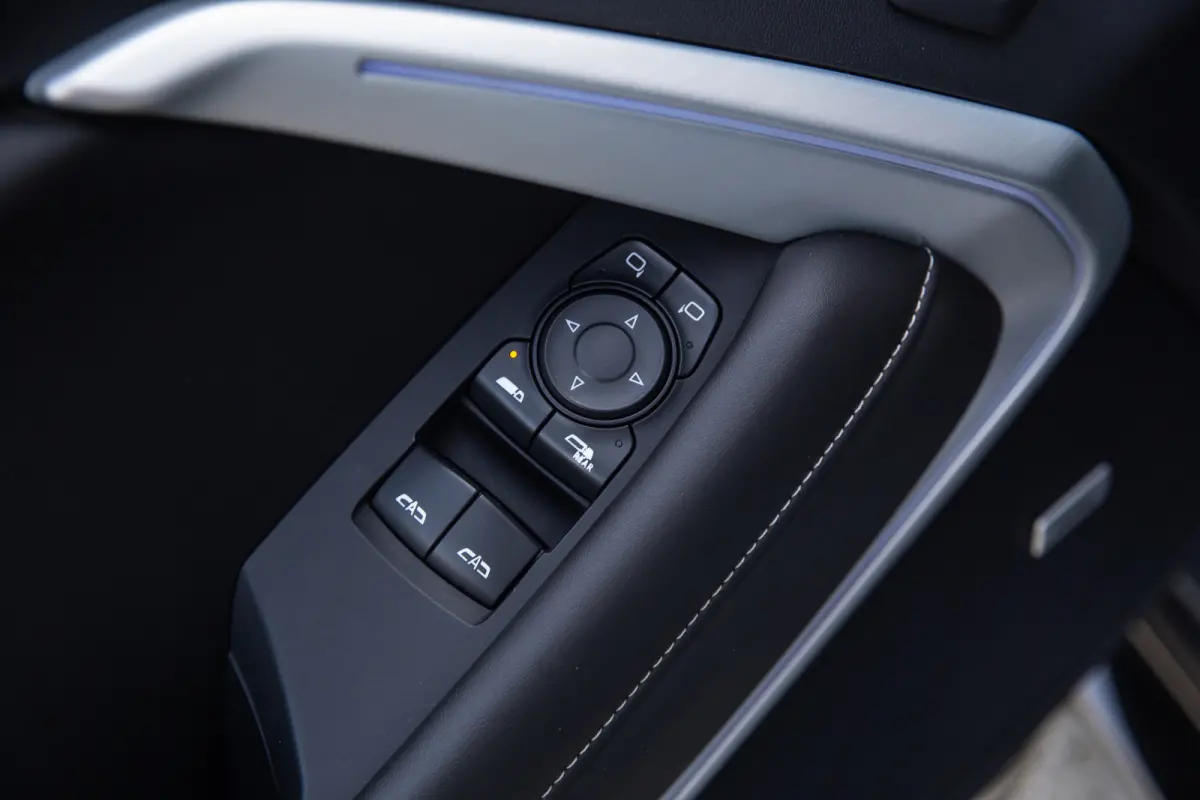 6.2 V8 Touring , BOSE, Stoelverwarming/ventilatie, Camera, CarPlay, Stuurverwarming