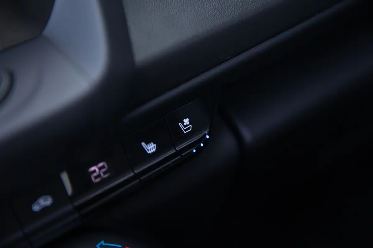 6.2 V8 Touring , BOSE, Stoelverwarming/ventilatie, Camera, CarPlay, Stuurverwarming