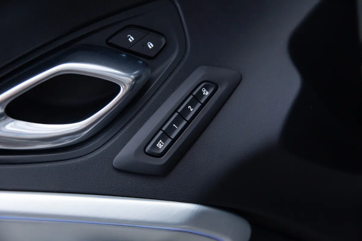 6.2 V8 Touring , BOSE, Stoelverwarming/ventilatie, Camera, CarPlay, Stuurverwarming