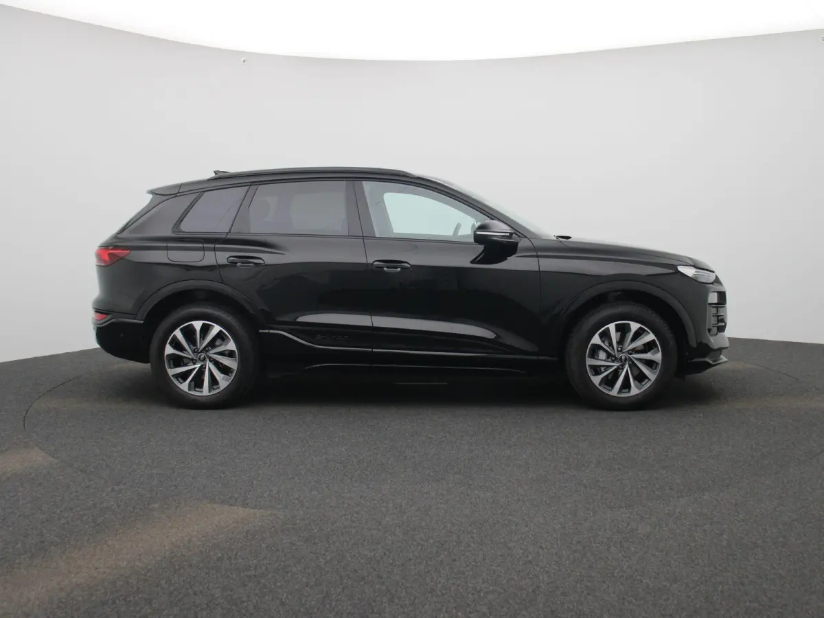 edition 83 kWh l SoH 100% | Adaptive cruise control l Climate control l Navigatie l Stuurverwarming l Stoelverwarming voor en achter l 360 graden camera l Carbon pakket l Trekhaak l Warmtepo