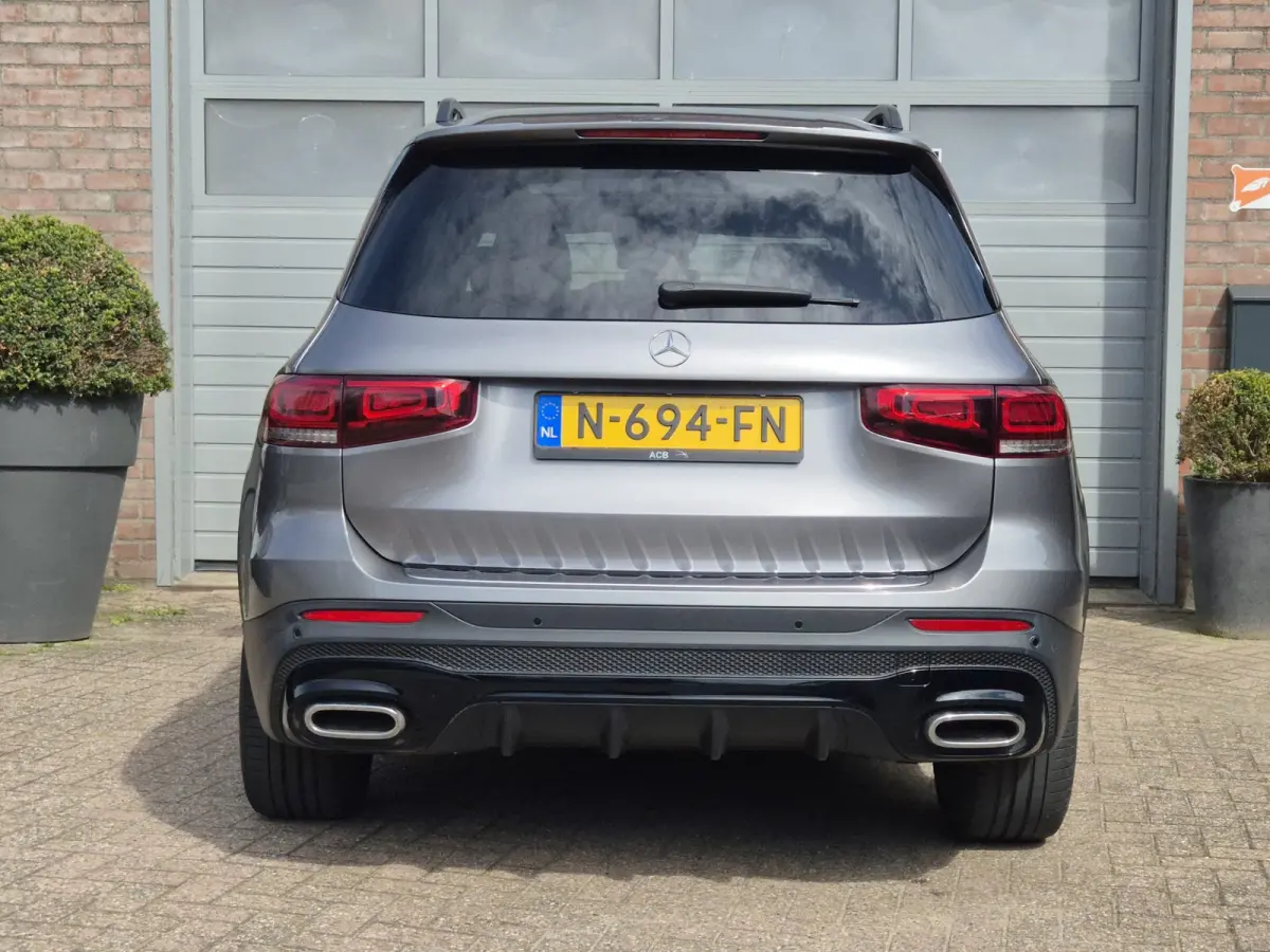 180 Business Solution AMG In absolute nieuwstaat.