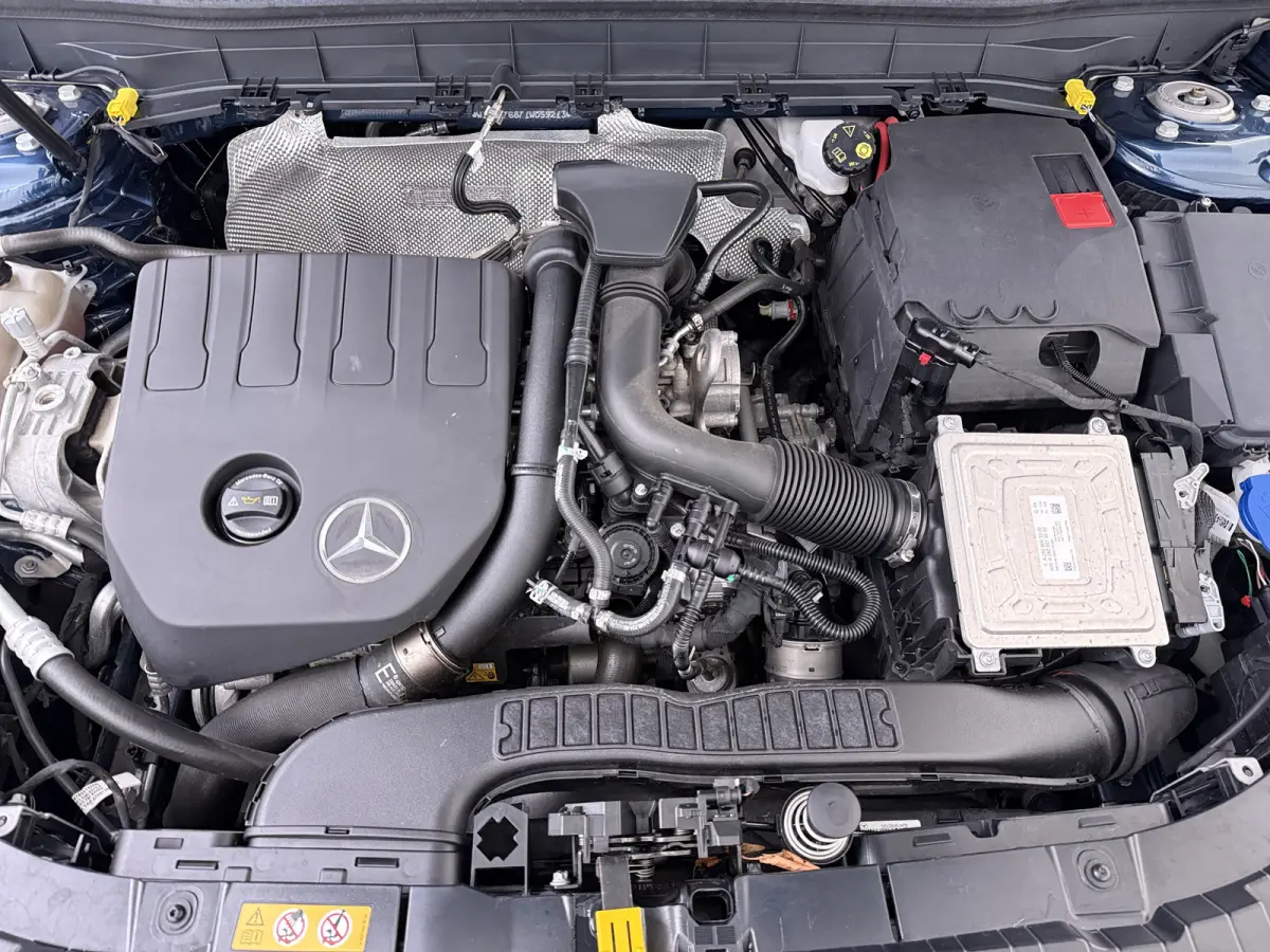 200 AMG // 7-zits // Nightpakket // Camera // Sfeerverlichting // Elek. Achterklep