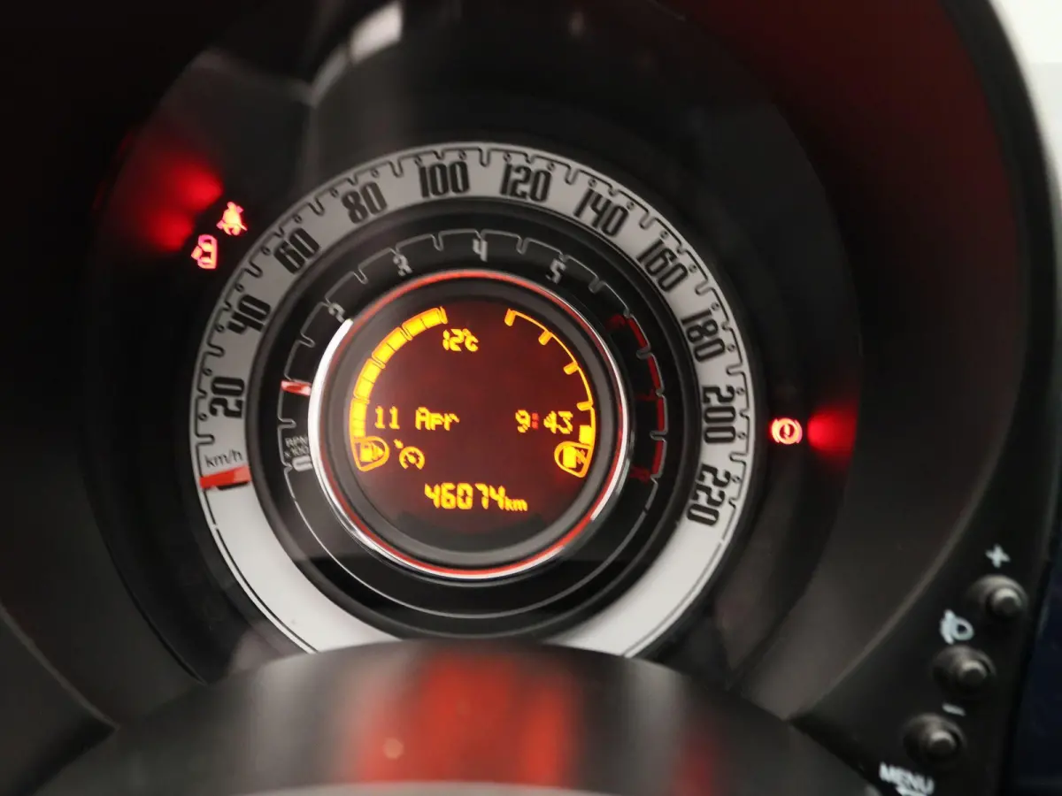 1.0 Hybrid Club | Airco | DAB+ | Velgen |