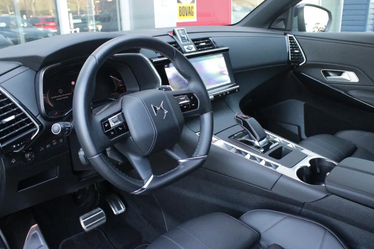 1.6 PHEV 300PK 4x4 ETOILE | PANORAMA SCHUIF/KANTEL DAK | NIGHT VISION | LEDEREN BEKLEDING "BLACK BASALT NAPPA LEDER" | STOEL/VOORRUIT VERWARMING | 19" LICHTMETALEN VELGEN | ALARM SYSTEEM | N