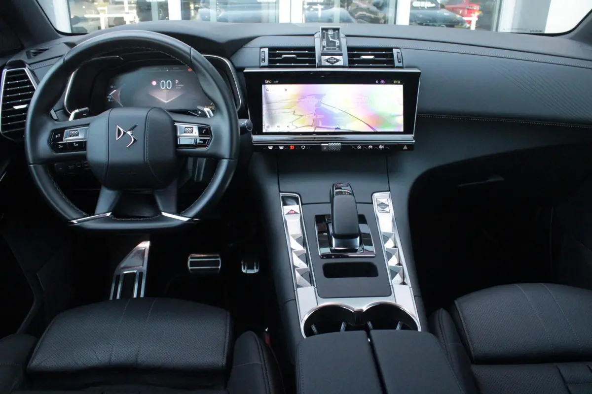 1.6 PHEV 300PK 4x4 ETOILE | PANORAMA SCHUIF/KANTEL DAK | NIGHT VISION | LEDEREN BEKLEDING "BLACK BASALT NAPPA LEDER" | STOEL/VOORRUIT VERWARMING | 19" LICHTMETALEN VELGEN | ALARM SYSTEEM | N