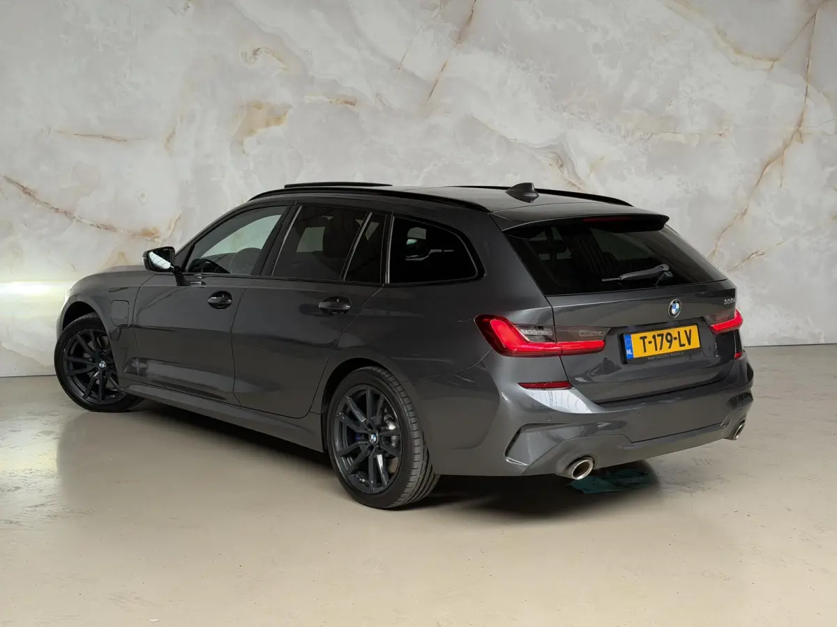 330e M-Pakket / Pano /