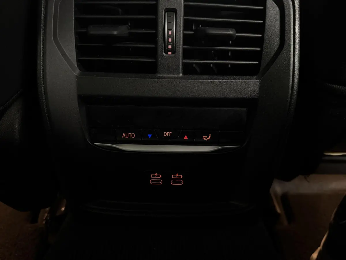 330e M-Pakket / Pano /