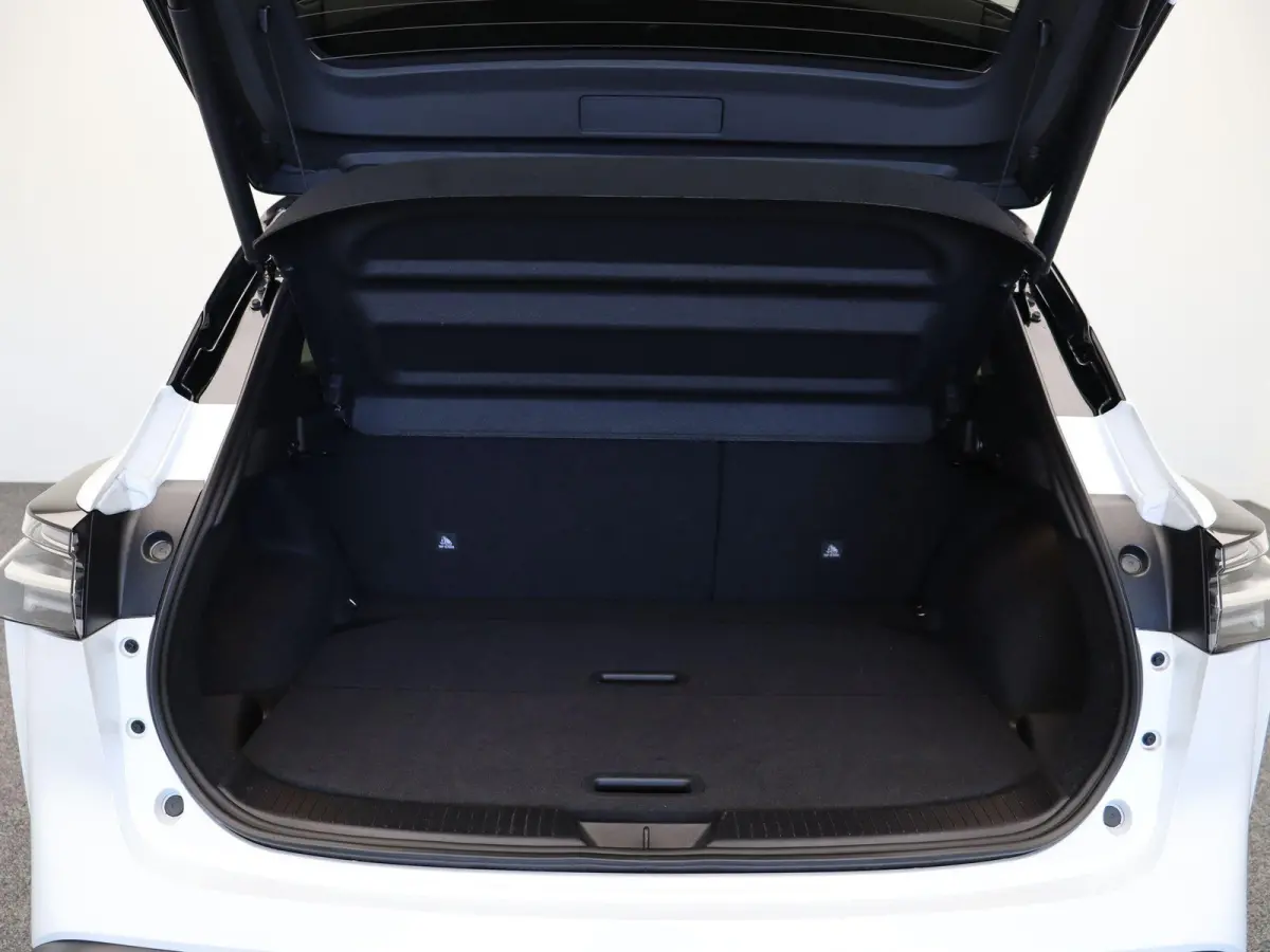 158pk MHEV Xtronic N-Connecta | Stoel, Stuur, Voorruitverwarming | Elektrische Achterklep | Head-Up Display | 1800kg Trekgewicht |