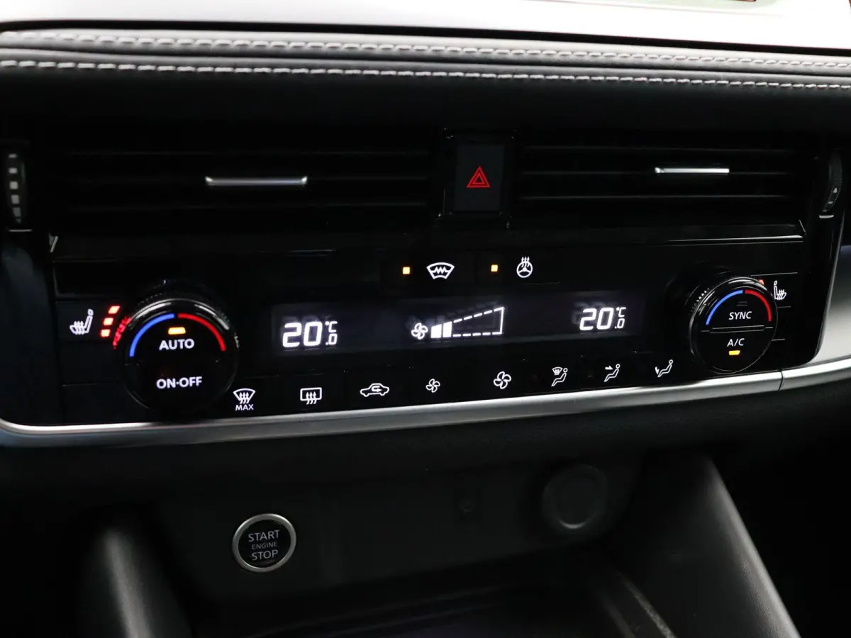 158pk MHEV Xtronic N-Connecta | Stoel, Stuur, Voorruitverwarming | Elektrische Achterklep | Head-Up Display | 1800kg Trekgewicht |