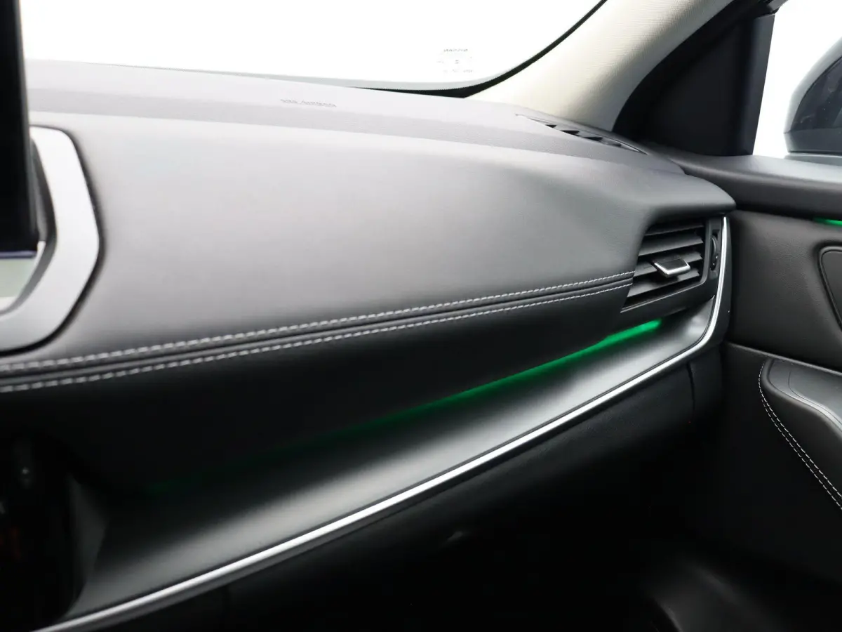 158pk MHEV Xtronic N-Connecta | Stoel, Stuur, Voorruitverwarming | Elektrische Achterklep | Head-Up Display | 1800kg Trekgewicht |