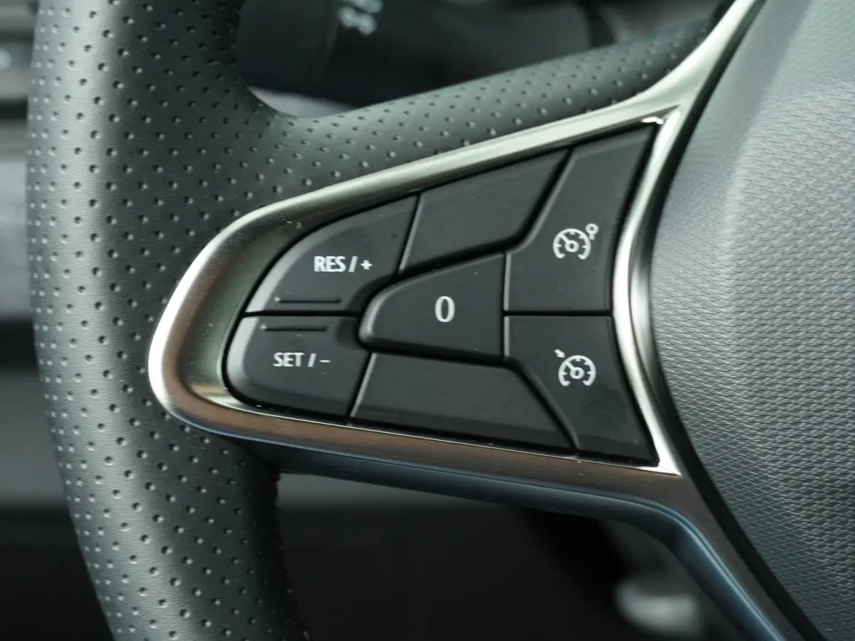 techno full hybrid E-Tech 145 | Groot Navigatie | Stoel- & Stuurverw. | Climate Control |