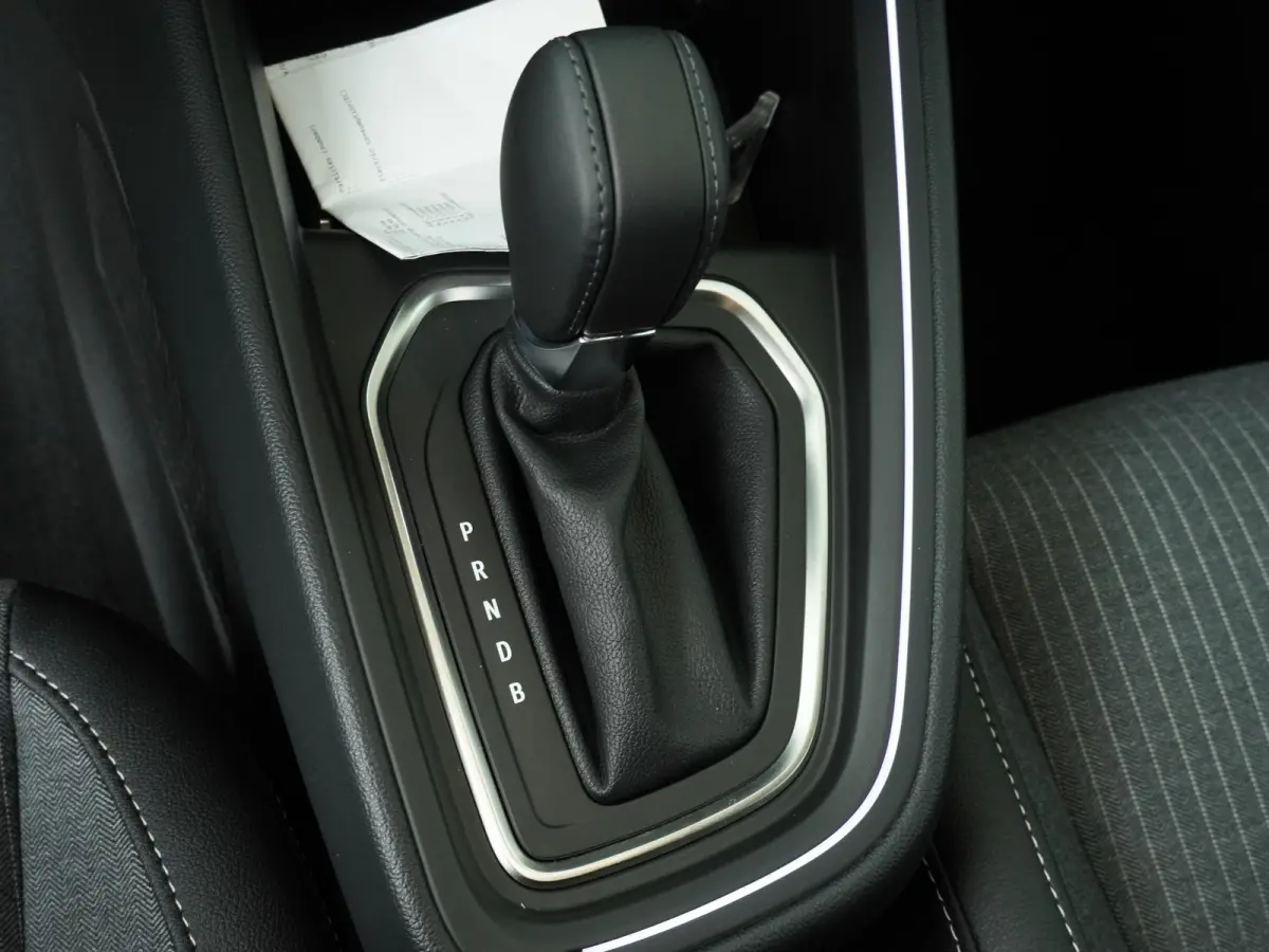 techno full hybrid E-Tech 145 | Groot Navigatie | Stoel- & Stuurverw. | Climate Control |