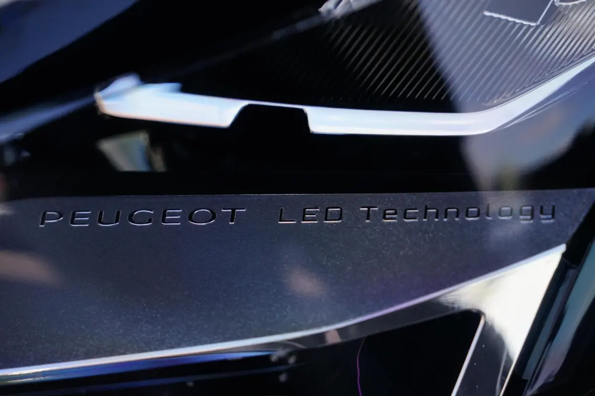 1.2 PureTech Allure Pack, leder, stoelverw. cam.