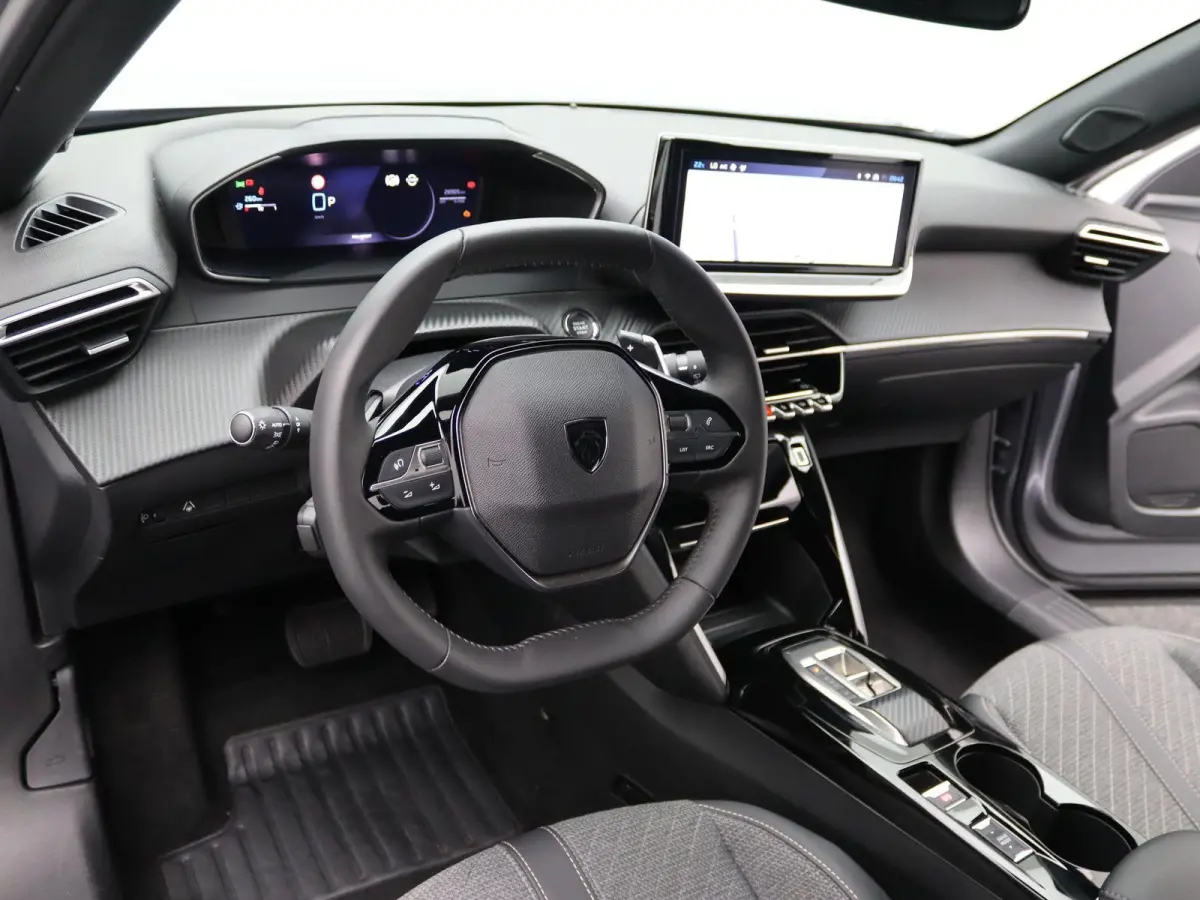 1.2 Hybrid 136 Allure | Automaat | Apple CarPlay | Achteruitrijcamera | Navi |