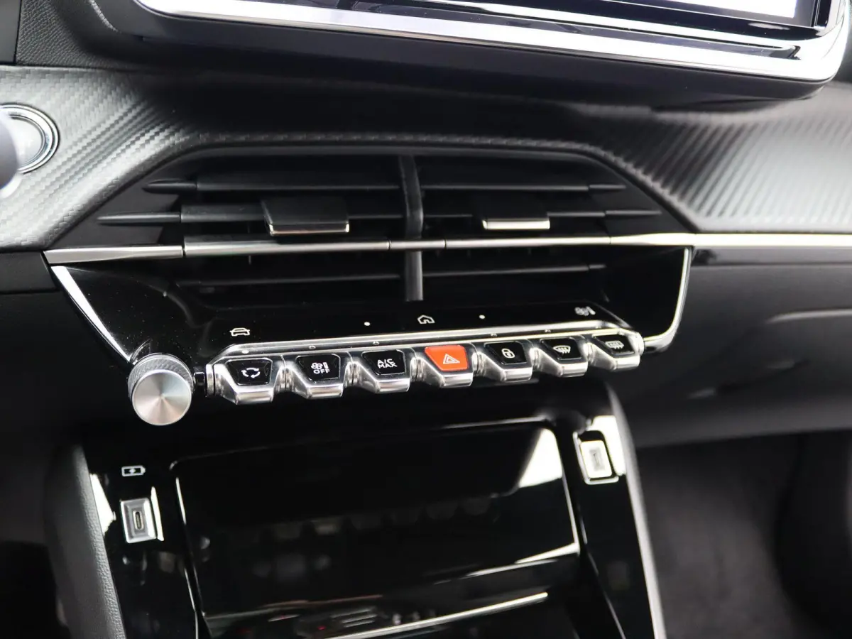 1.2 Hybrid 136 Allure | Automaat | Apple CarPlay | Achteruitrijcamera | Navi |