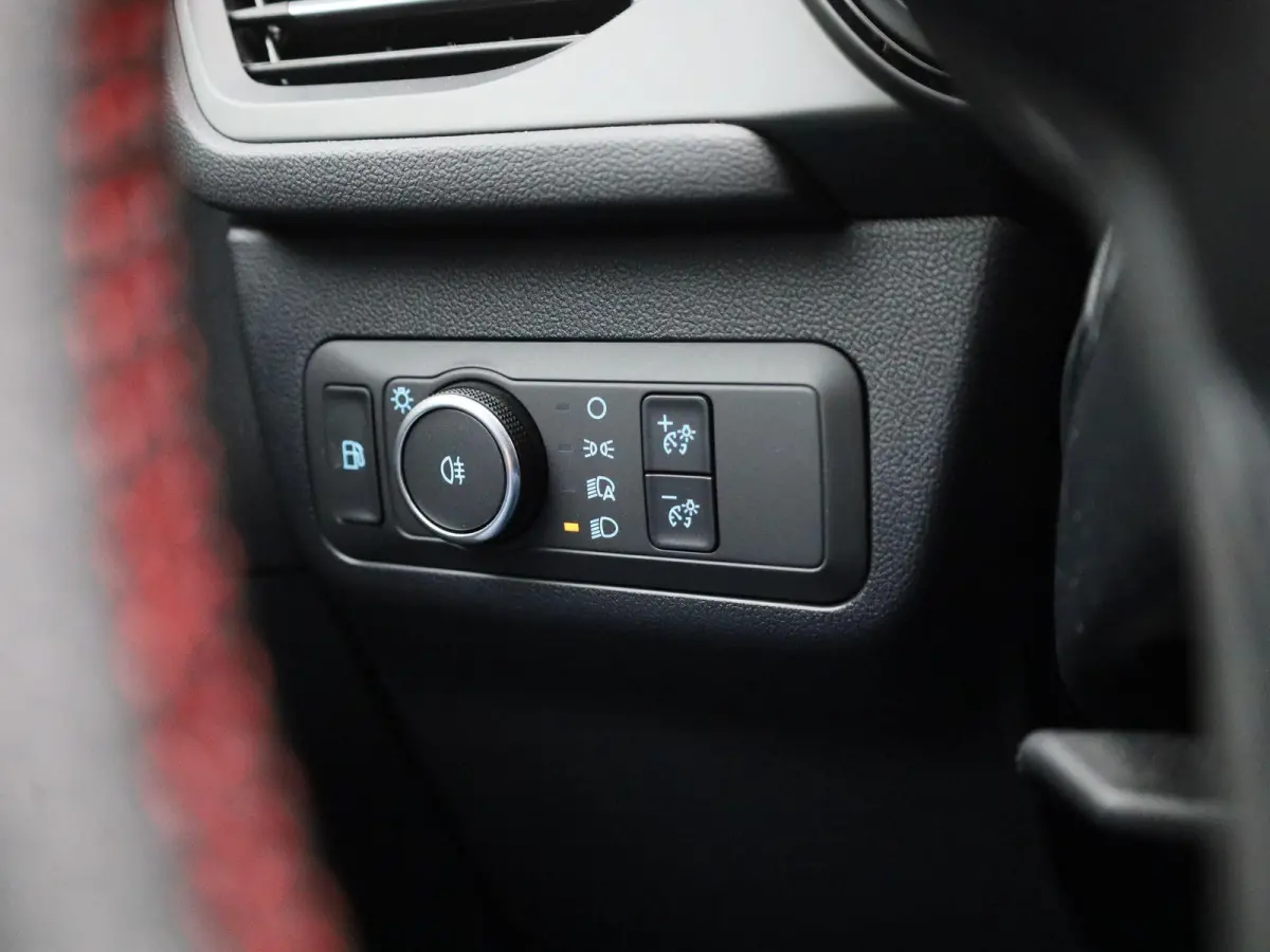 2.5 Hybrid ST-Line PHEV | AUTOMAAT | VIRTUEEL | NAVIGATIE | CAMERA | HEAD-UP | APPLE CARPLAY | WINTER PACK | PDC |