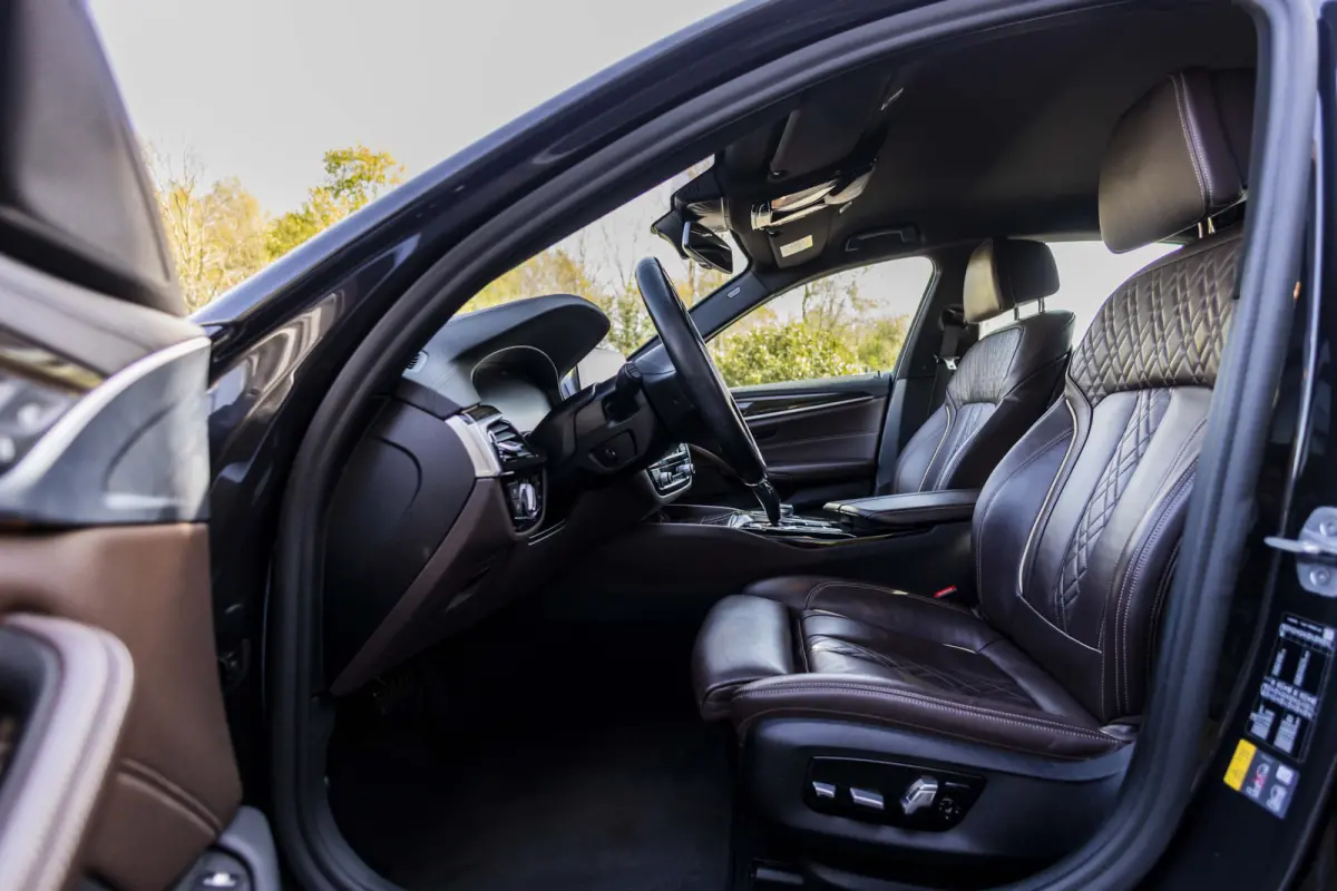 530e Luxury Line