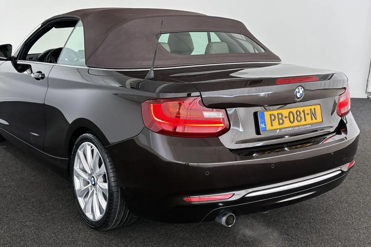 218i High Executive Luxury Line Stoelverwarming HiFi