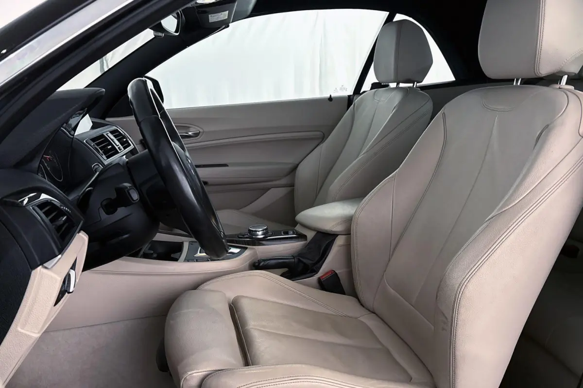 218i High Executive Luxury Line Stoelverwarming HiFi