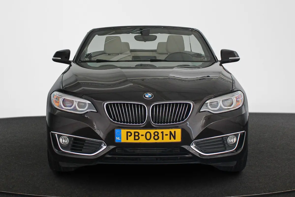 218i High Executive Luxury Line Stoelverwarming HiFi
