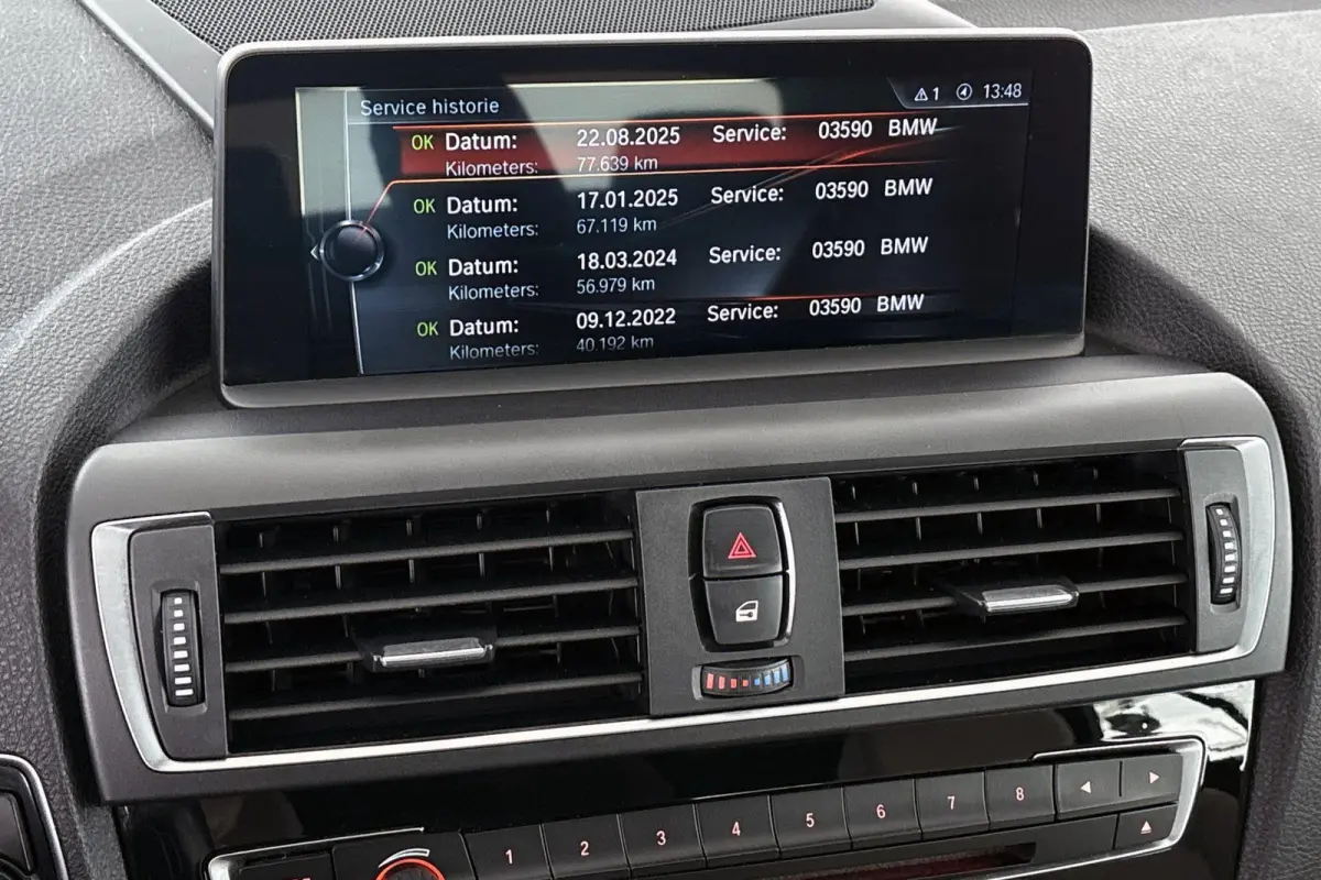 218i High Executive Luxury Line Stoelverwarming HiFi