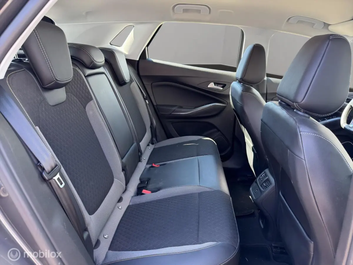 1.6 Turbo Hybrid4 / 300 PK / Carplay / Camera / All in prijs