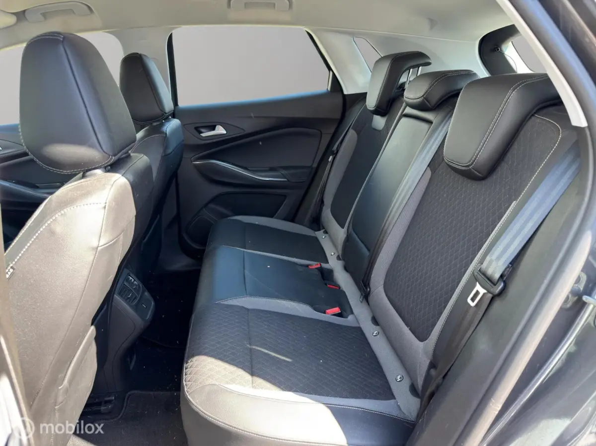 1.6 Turbo Hybrid4 / 300 PK / Carplay / Camera / All in prijs