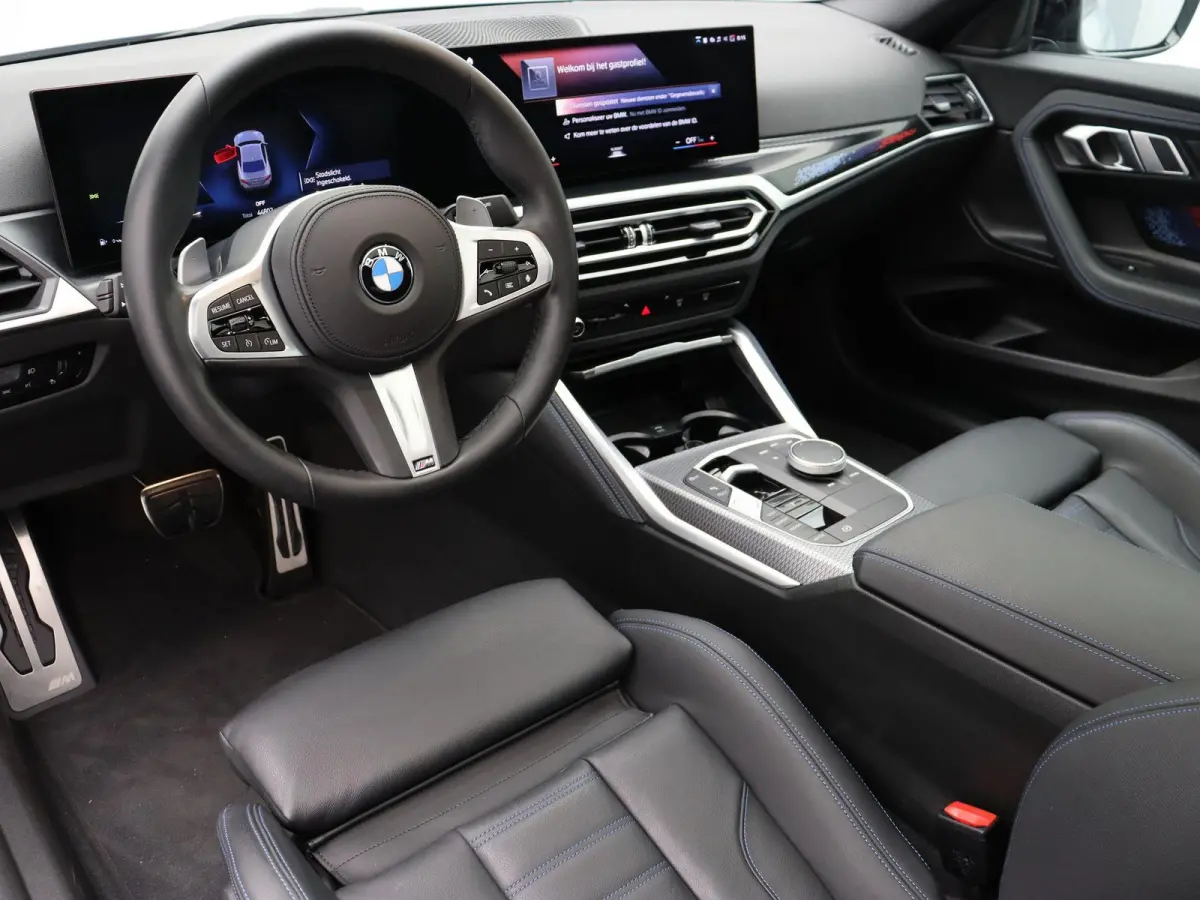 M240i M Sportpakket Pro | Schuifdak | Elektrisch Verstelbare M Sportstoelen | Parking Assistant | DAB | HiFi | 19''