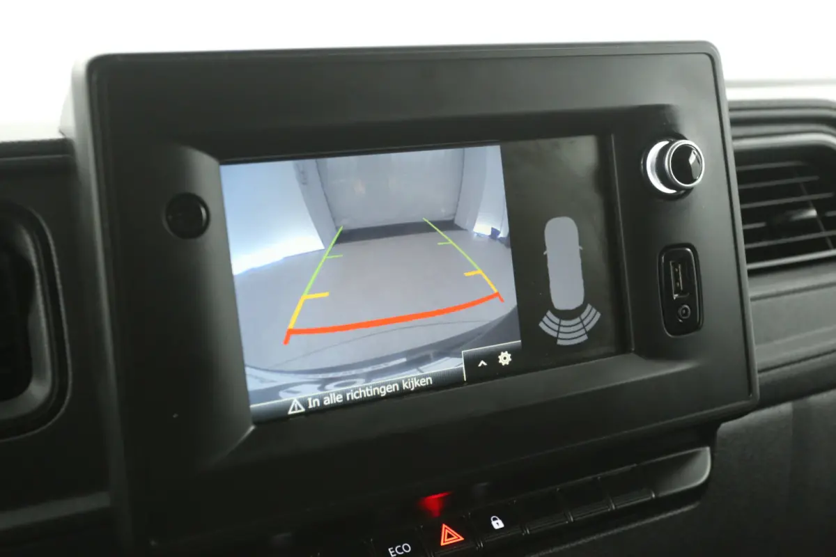 T35 2.3 dCi L2H2 | Airco | Camera | Carplay | 3 Zits | LED | Parkeersens.