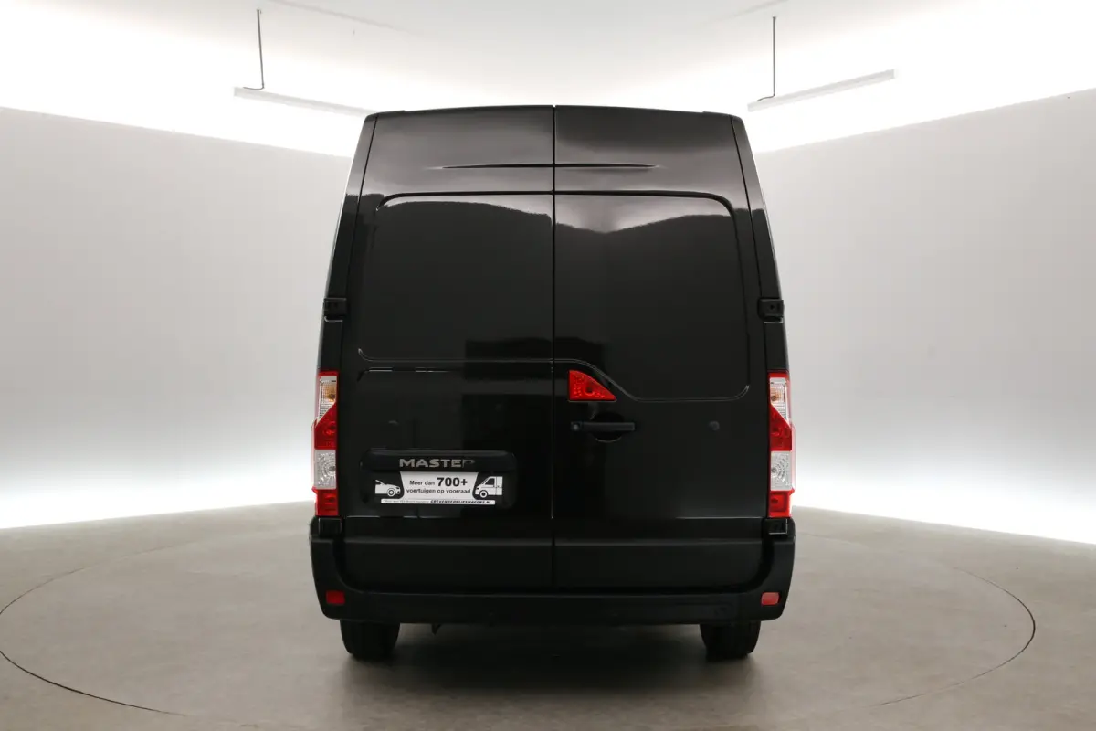 T35 2.3 dCi L2H2 | Airco | Camera | Carplay | 3 Zits | LED | Parkeersens.
