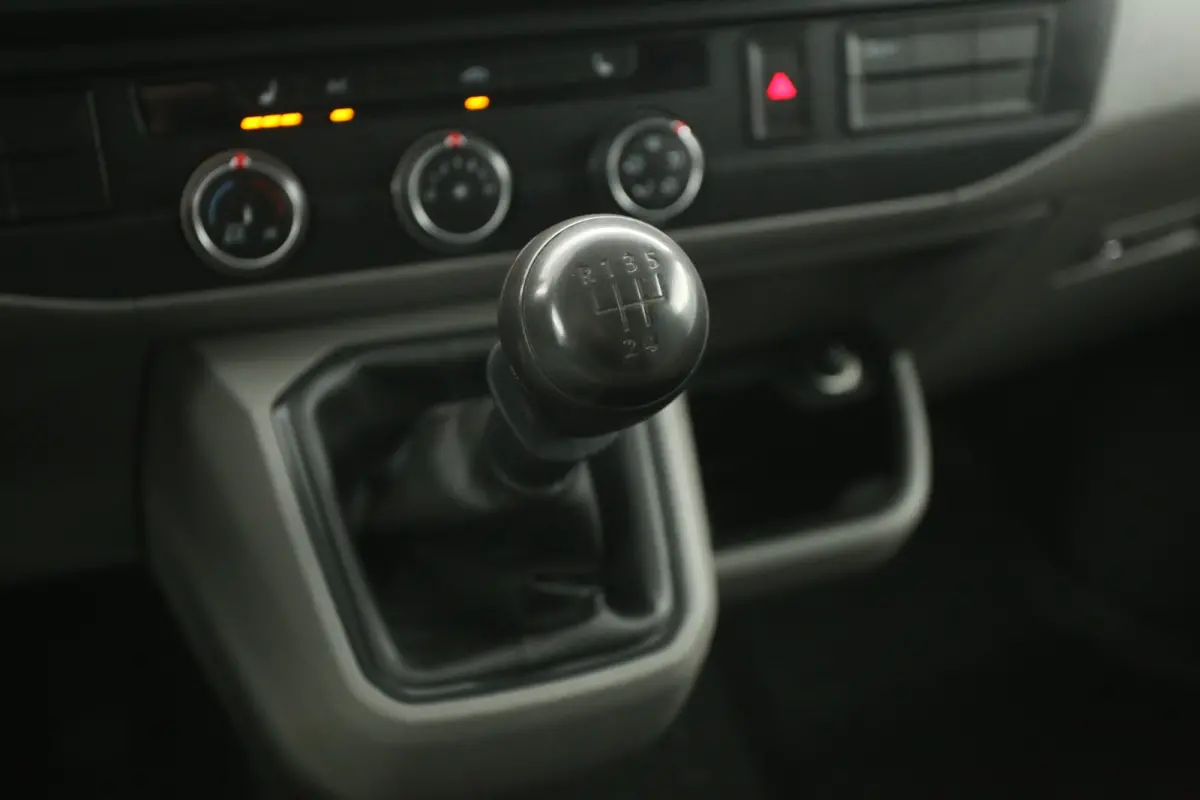 2.0 TDI L2H1 | MARGE | Airco | Camera | Carplay | Stoelverw. | Achterklep