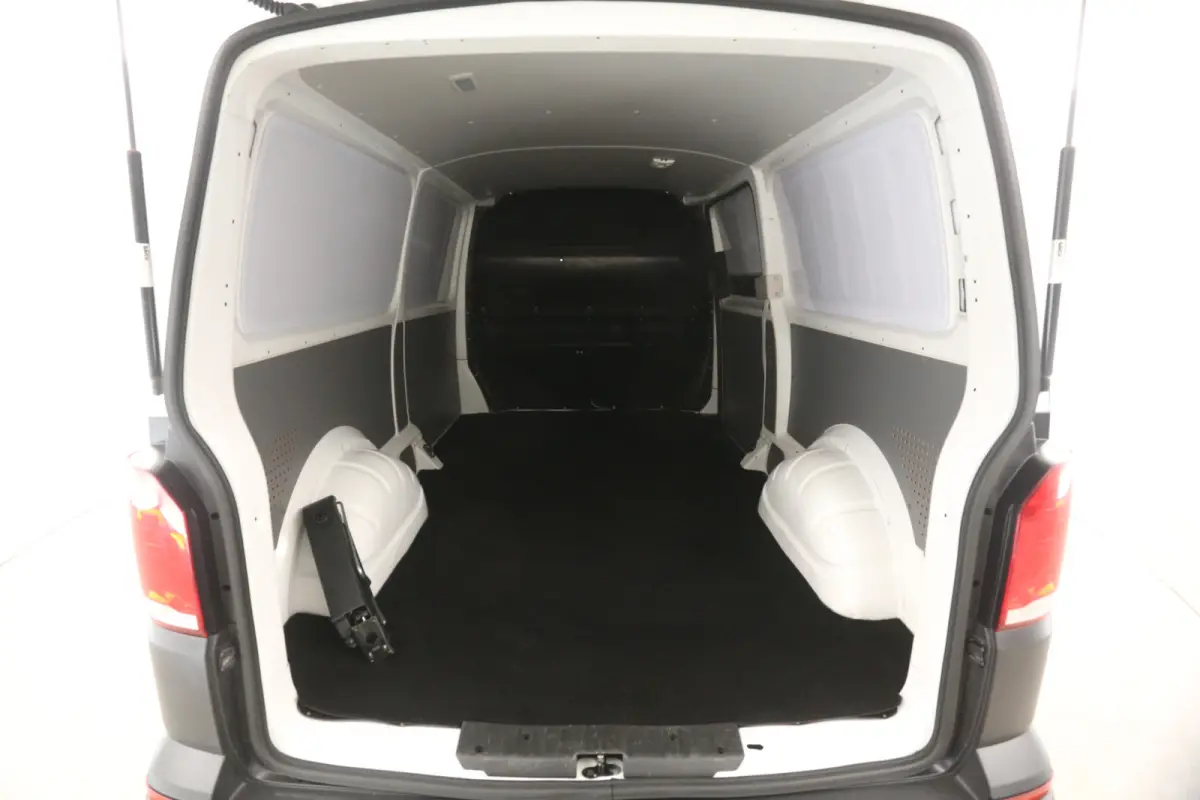 2.0 TDI L2H1 | MARGE | Airco | Camera | Carplay | Stoelverw. | Achterklep