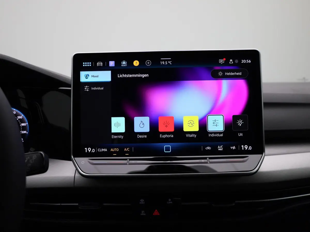1.5 TSI Life Edition 116 PK| Origineel Nederlands | 1e Eigenaar | Apple Carplay | Achteruitrijcamera | Parkeersensoren | Climatronic | 17 Inch Velgen