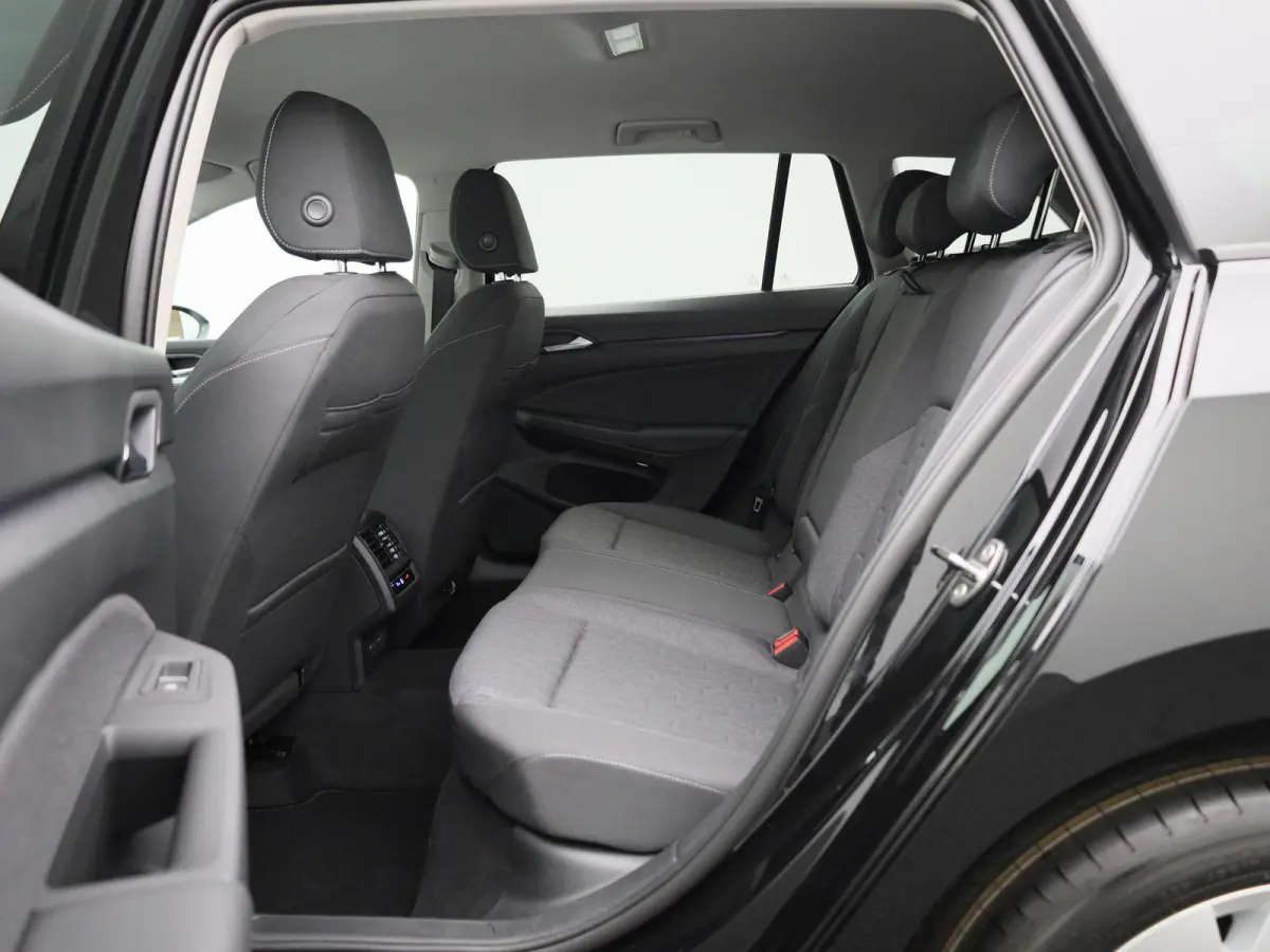 1.5 TSI Life Edition 116 PK| Origineel Nederlands | 1e Eigenaar | Apple Carplay | Achteruitrijcamera | Parkeersensoren | Climatronic | 17 Inch Velgen