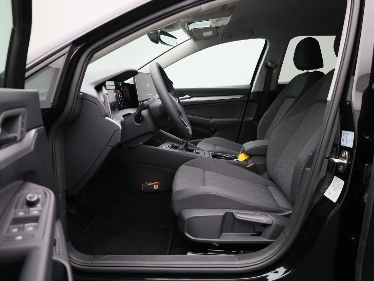1.5 TSI Life Edition 116 PK| Origineel Nederlands | 1e Eigenaar | Apple Carplay | Achteruitrijcamera | Parkeersensoren | Climatronic | 17 Inch Velgen