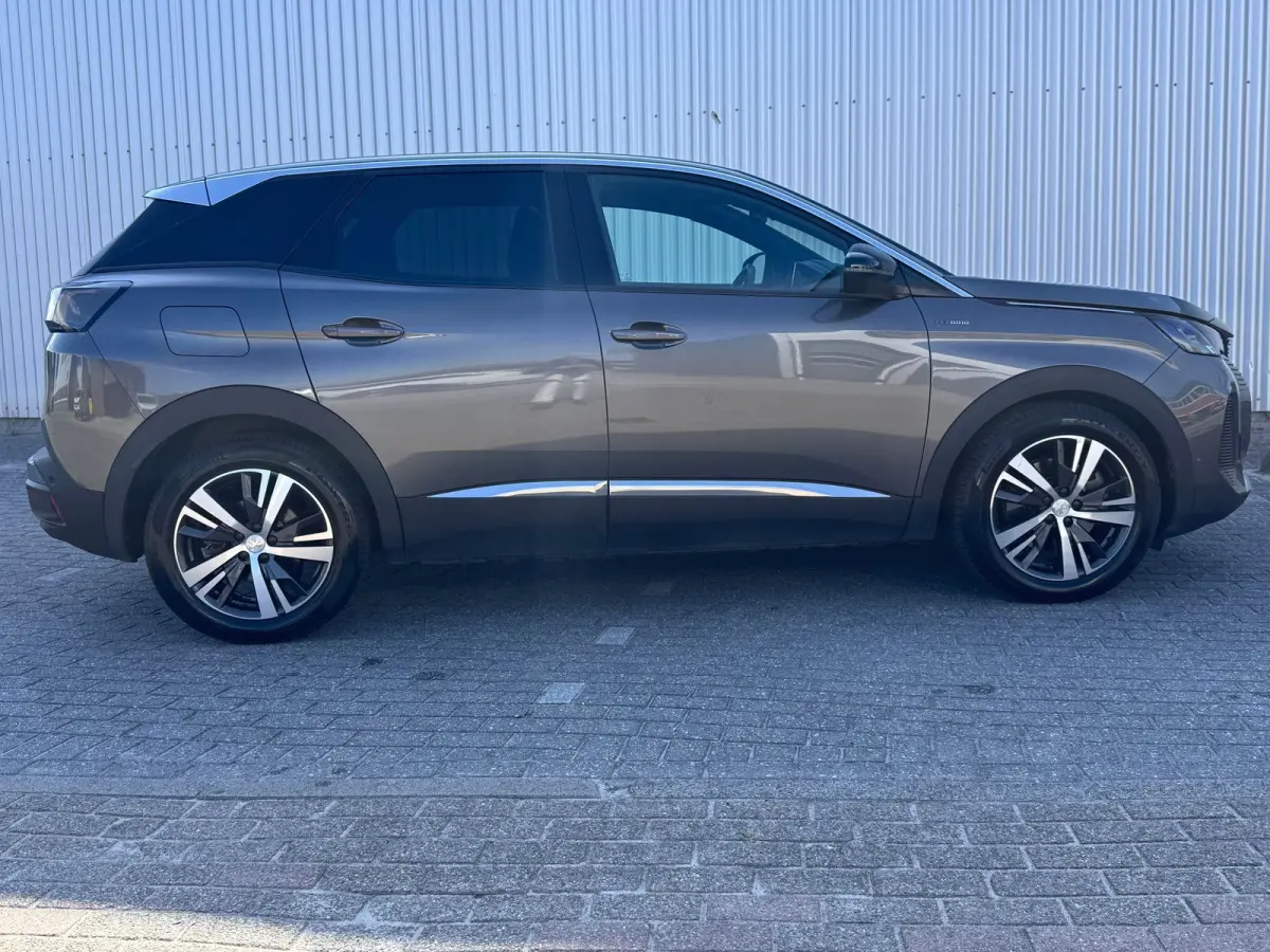 1.6 HYbrid 225PK Allure Pack Business | Navigatie | Camera | Apple Carplay / Android Auto | | Cruise control | DAB ontvanger | Dimlichten automatisch